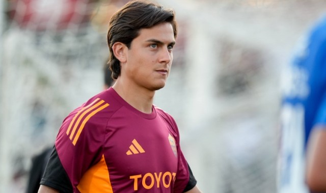 记者：迪巴拉膝部再次感到疼痛，不得不停止训练